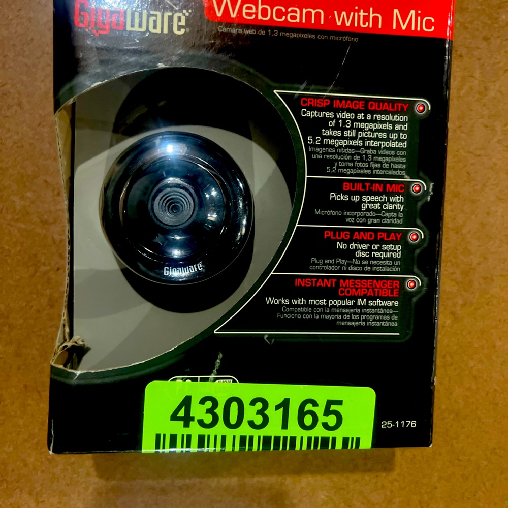 This WebCam, is new is ready to be used for whatever!